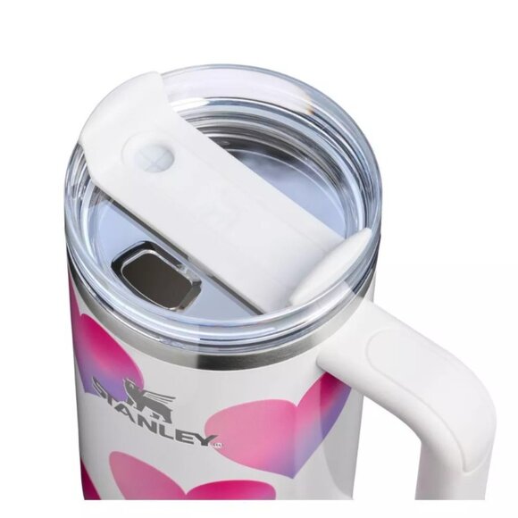 Stanley X Target Valentine's Day 30 oz Quencher Tumbler Frost Heart Gradient - Picture 3 of 9